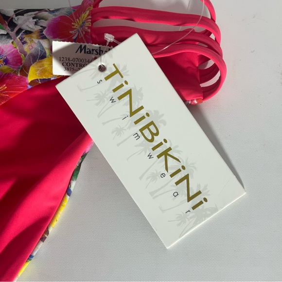 TiniBikini NWT’s Reversible Floral Orange Pink Swim Hi-Cut String Bottoms Sz MED - Picture 15 of 16